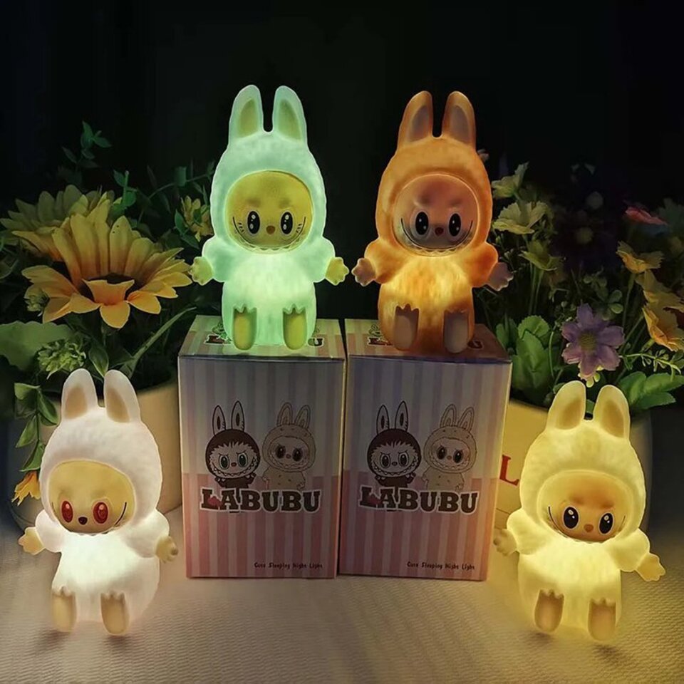 Labubu The Monsters naktinė lempa iš PVC